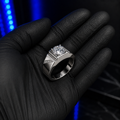 Moissanite Ring – Signet Solitaire